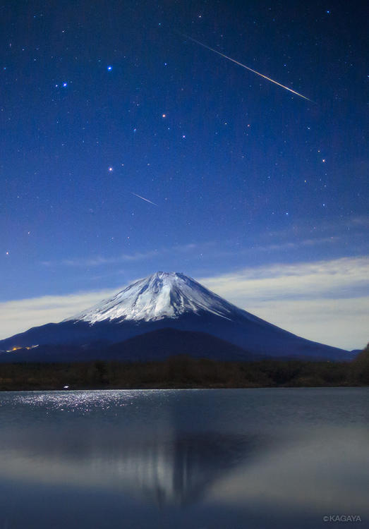 ウチアタイの日々 Twitterissa 携帯の待ち受けにさせてもらいました Kagaya 今朝撮影した しぶんぎ座流星群の 流れ星 Http T Co 5gvzlj37 ウチアタイの日々 Twitterissa 携帯の待ち受けにさせてもらいました Kagaya 今朝撮影した しぶんぎ座流星群の 流れ星 Http T Co 5gvzlj37