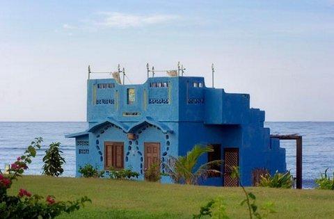 JakesTreasureBe's tweet photo. Hey @iamdiddy hear you are in Jamaica come check out #jakes on the South Coast!!! http://t.co/94Pe5Gd