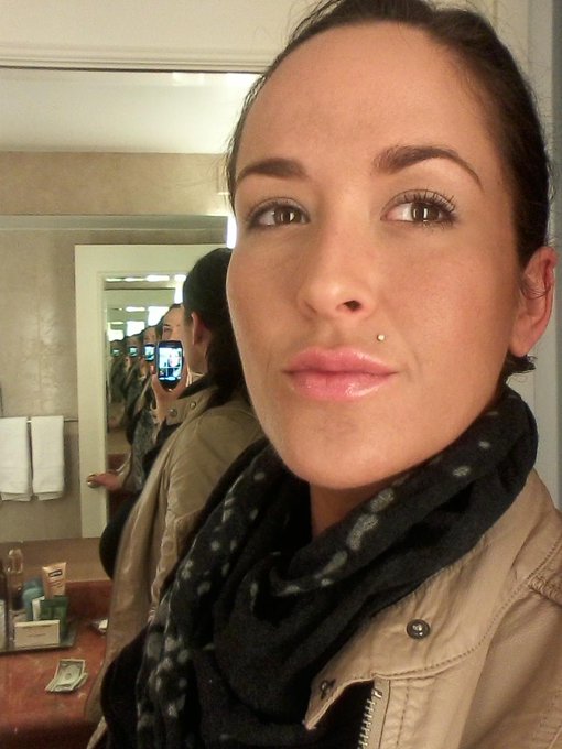 Its way too early to be this god damn beautiful http://t.co/CbN7XjTD