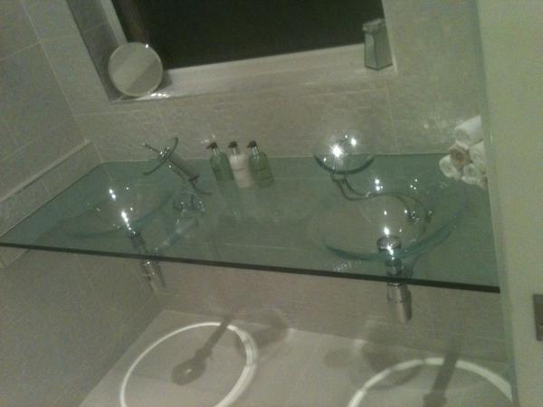 Bespokesolidsurfaces tweet media