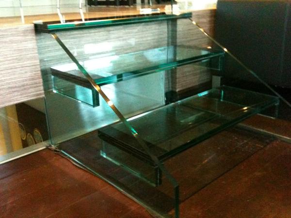 Bespokesolidsurfaces tweet media
