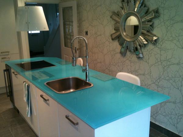 Bespokesolidsurfaces tweet media