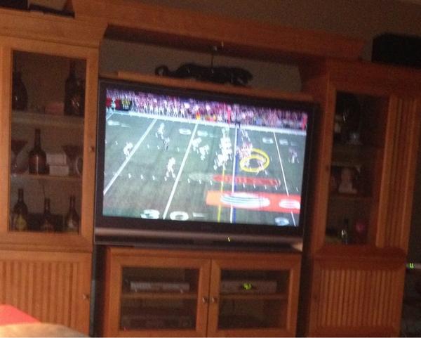 Watching Texas A&amp;M playing in the cotton bowl. Johnny football scores on the first drive.