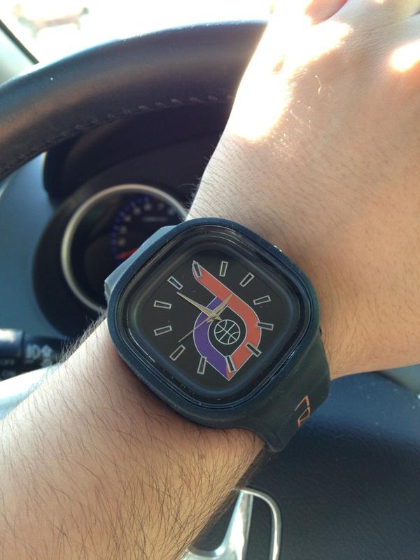 JaredDudley619's tweet photo. RT @ambenavi616:Rocking my @JaredDudley619 @RemixWatches tonight for the #suns game. Lets get it tonight! #AllForOrange http://t.co/QWYQ9Gwo