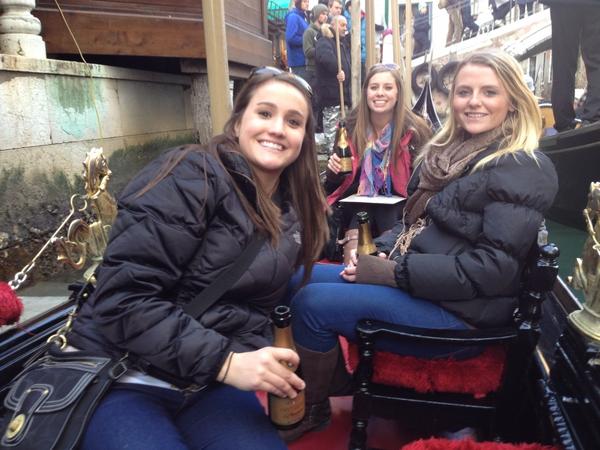 AddyP1's tweet image. Gondola ride with the secret 3. Chillin in Venice. @Jen_Addy @LaurenKayStone @ryankpetro#marcorowmaster