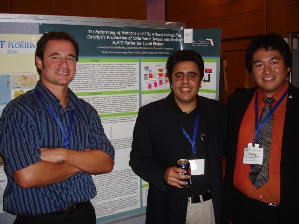 USF_ChBME's tweet photo. Ali Gardezi, Devin Walker, and Phil Saraneeyavongse win first and second place at the 3rd FESC poster competition. http://t.co/mx6w0LQu