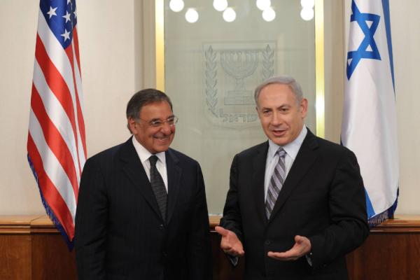 Mtg btw @IsraeliPM, USSecDef Panetta  #PanettalookslikemyRabbi