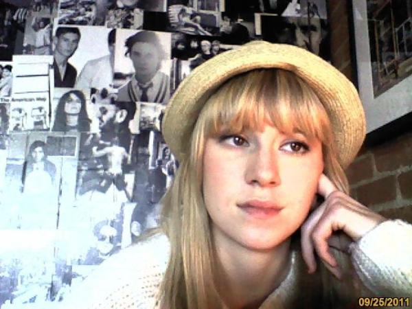 FeatherFanson's tweet image. I look so cute today I'm considering getting a dailybooth. #notmodest