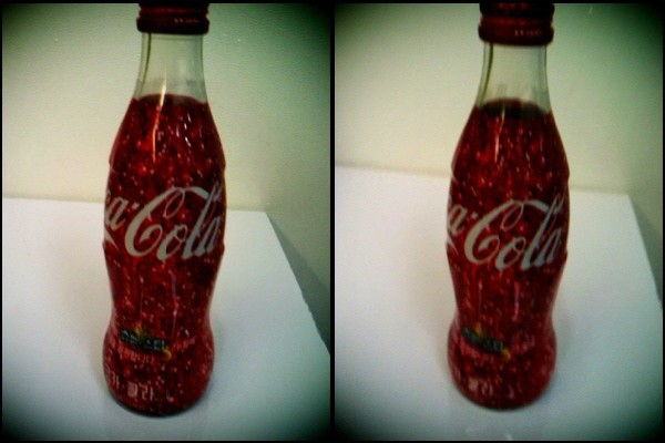 SunHeeten's tweet photo. @CokeCaster 저저저저 "코-크 트로피" 찾았어요. http://t.co/SQTrrRsU