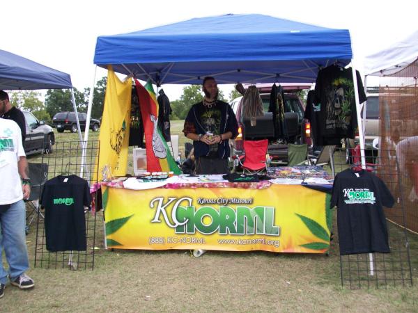 KCNORML's tweet photo. KCNORML booth at Cannabis Revival in Joplin, MO http://t.co/zb8Cd1Sv