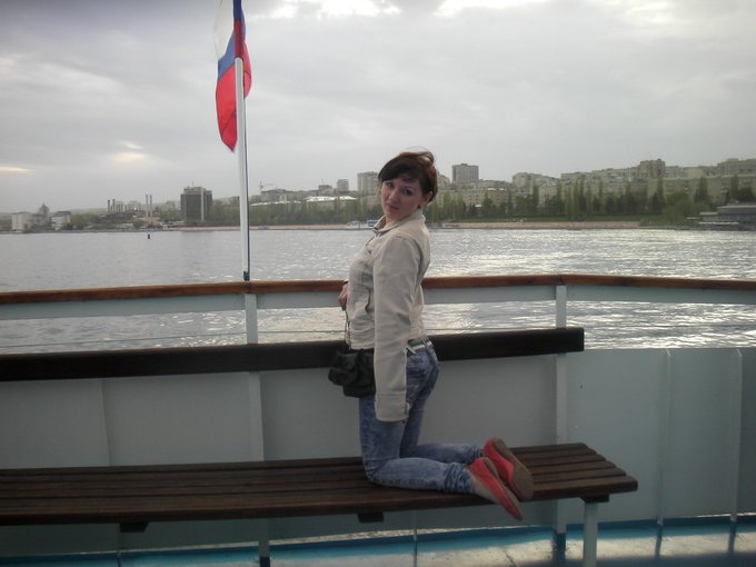 Walk along the river its a lil bit cold aready but still nice http://t.co/FgE4X0mE<a href="/tag/mvsales"class="tags"><span>#mvsales</span></a>