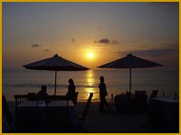 TourBaliOnline's tweet photo. romantic dinner di Baliku Cafe Jimbaran. Free antar jmpt htl KUTA/LEGIAN/NUSADUA - rest  dgn mention kami @tourbalijava http://t.co/qw18hHun
