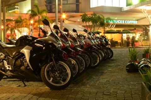 Kodar Pertama CBR 250 CLub Chapter Tangerang <a href="/Summarecon/">deean maryanie</a> Mall Serpong