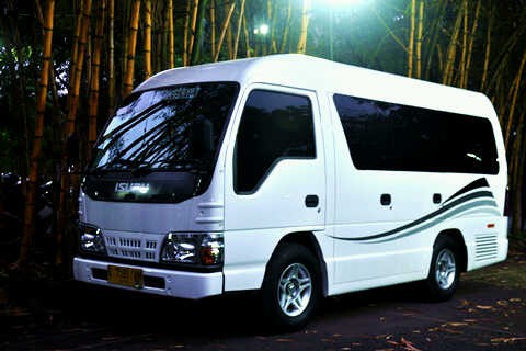 jktSale's tweet photo. Paket Wisata Hemat|Sewa Elf Wisata|Sewa Bis Wisata Murah Berkualitas. @ardilayawisata 022 72291958 http://t.co/hGdppkOP #s50