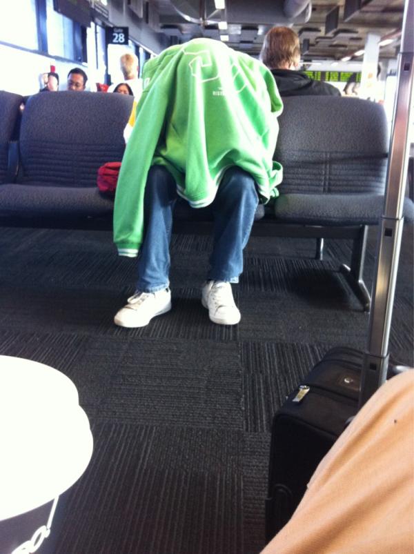 Hysteric people at airports. Need more for entertainment...
