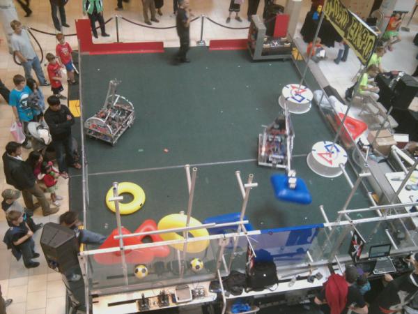 ba7lego's tweet image. I &amp;lt;3 #robotbattles