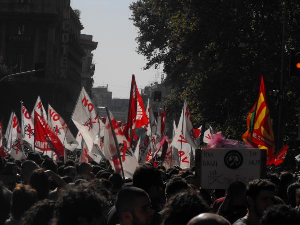 nart_186's tweet photo. via Cavour #indignati15ottobre http://t.co/ygjvjWlL