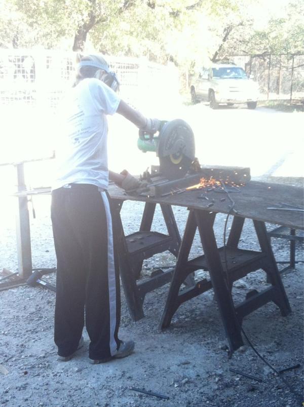 tiff_nav's tweet image. @Sudbug just your average welder. #catapultproject #procrastination