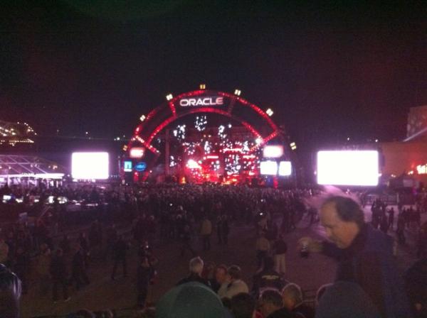 SuperSerch's tweet image. Waiting for Sting to Sing #JavaOne11
