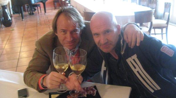 Celebrating #ChampagneDay in style!