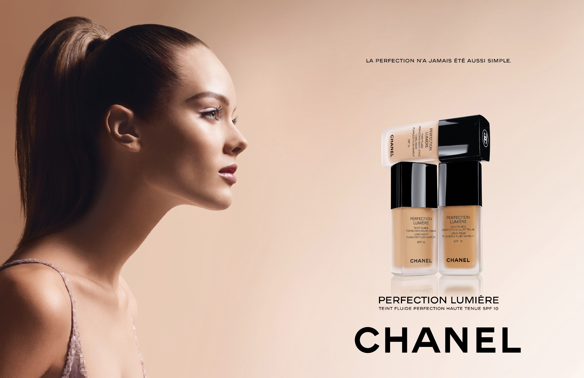 CHANEL on Twitter: "Introducing PERFECTION LUMIÈRE, the all-day natural-finish foundation for a flattering http://t.co/hk287W6G" / Twitter