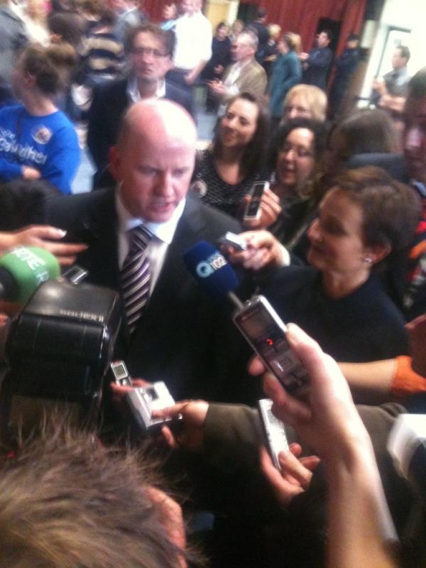 iRadioNews's tweet photo. Sean Gallagher has now arrived at Dublin Castle too #aras11 http://t.co/gJJdvQ9g
