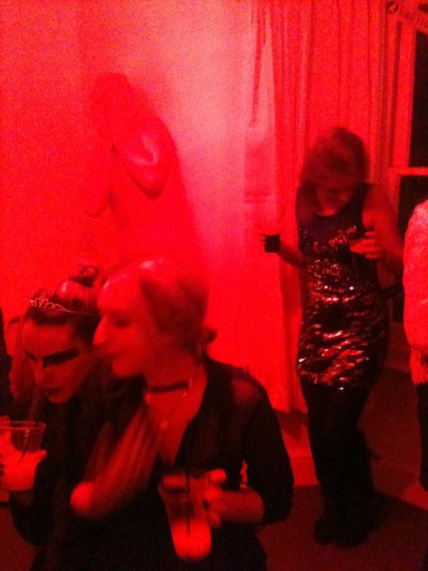 LocalBrewUK's tweet image. Localhalloween: can you spot the fourth person at our party?