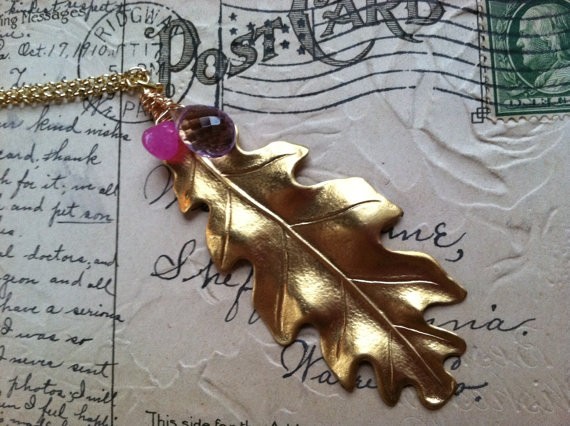 BirdandBranch's tweet photo. The Oak Leaf Necklace is another autumn staple. Can be customized w/ your choice of bead colors. http://t.co/TbiQE73T http://t.co/1B7QPCJL
