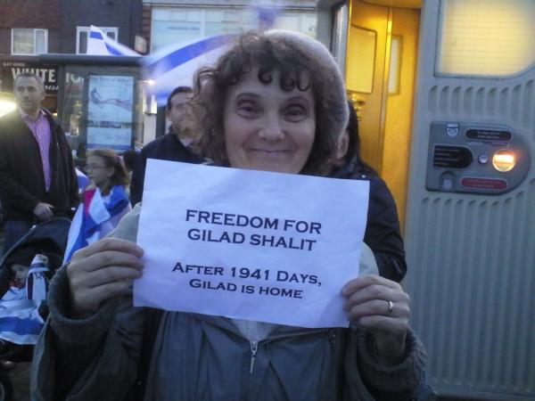 FacesForGilad's tweet photo. #facesforfreedom http://t.co/h6LEErkI