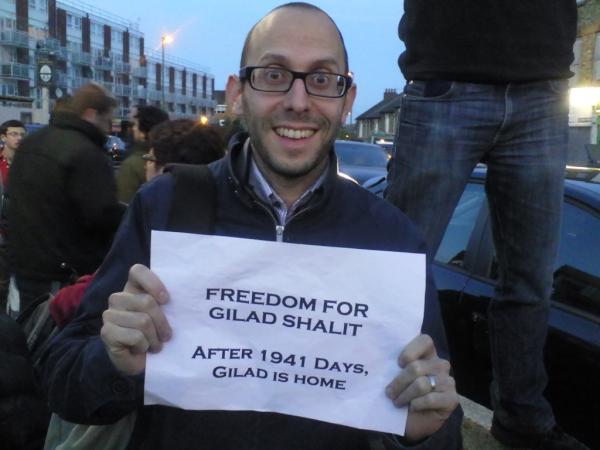 FacesForGilad's tweet photo. Last few! #facesforfreedom @fzy http://t.co/TotD2dJp
