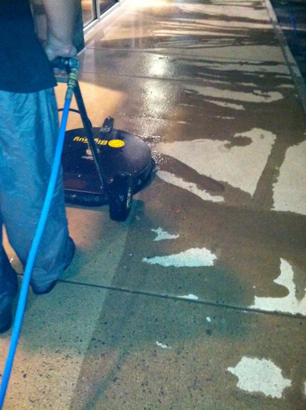 AllWashedUpNow's tweet image. Look what we did for Panera Breads sidewalks