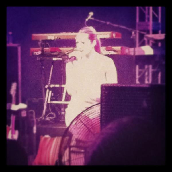 ohmysharon's tweet photo. I am so happy that I got to see the amazing and lovely @ColbieCaillat!  Great job tonight girl!  :) http://t.co/Ab9dUXfp