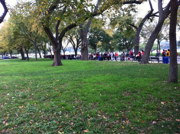 JessiDG's tweet image. Traffic is impeding the trafficking walk #smswalk