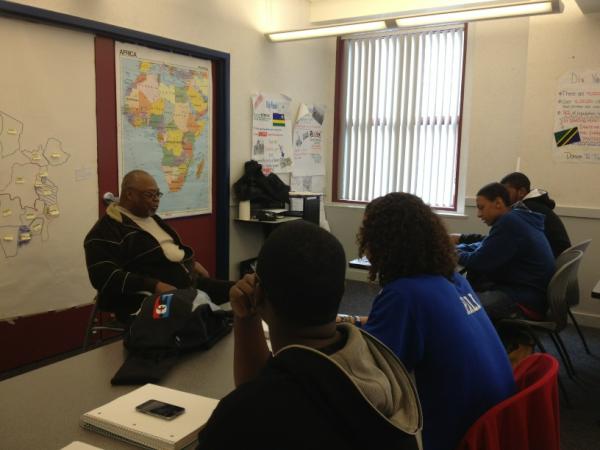 SabSaunders's tweet image. Sala Udin just stopped in to speak to BMLDI.. #movementwork