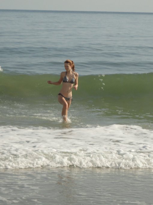 baywatch status ;] http://t.co/kf2HxCmS<a href="/tag/showtime"class="tags"><span>#showtime</span></a><a href="/tag/beachheatmiami"class="tags"><span>#beachheatmiami</span></a><a href="/tag/goodbyesouthbeach"class="tags"><span>#goodbyesouthbeach</span></a>