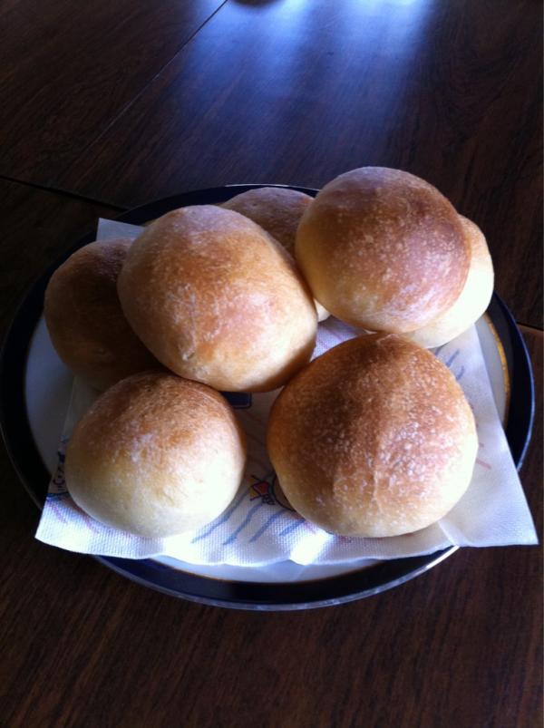 wave_73_wave's tweet photo. 美味しそ～RT @w_sayuri 今日は、初のexabee foodを使って女子会で～す (^O^)／
有機小麦と有機天然酵母を使ってパンが出来ました http://t.co/exhTgxTD