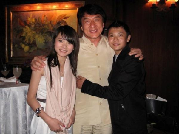 Wenwen Han éŸ©é›¯é›¯ On Twitter Me Jackie Chan And Wang Zhenwei In The Karate Kid Premiere In Los Angeles Http T Co Bqle8jzw