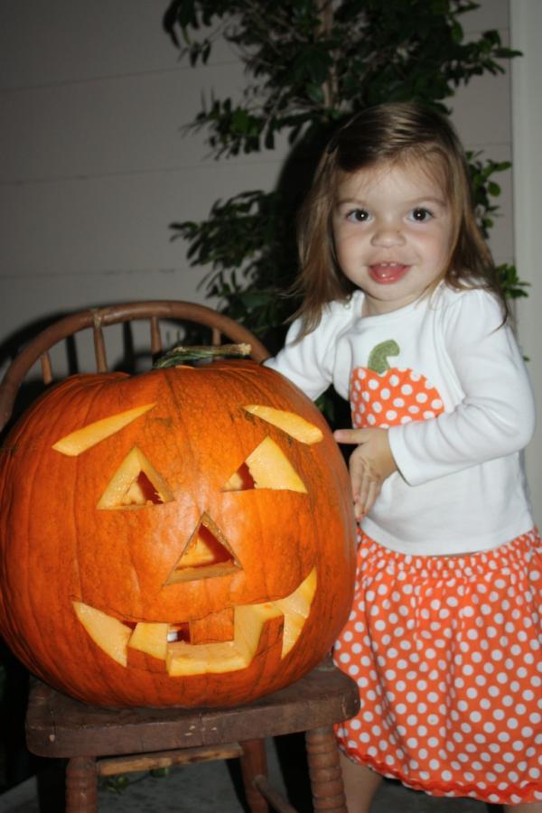 krunner44's tweet image. My yak o lantern