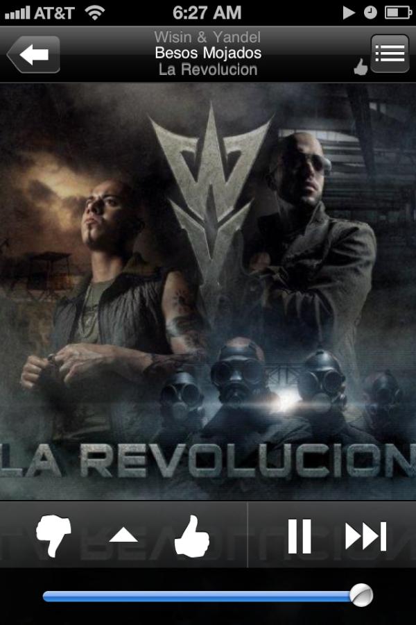 Sue_is_good's tweet image. #spontaneousmoments 😘🐶 lmfao