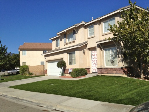 #artificialgrass from #ModernTurf looks fantastic all year long.