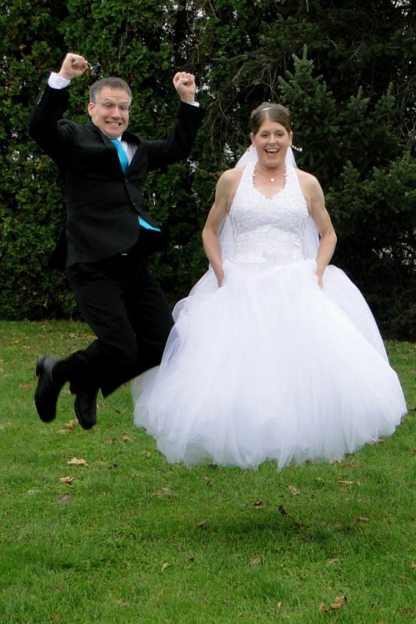 MessiahResLife's tweet image. Housing Director Rhonda Good tied the knot over the weekend and it now Rhonda King!  Congrats Rhonda Good King!