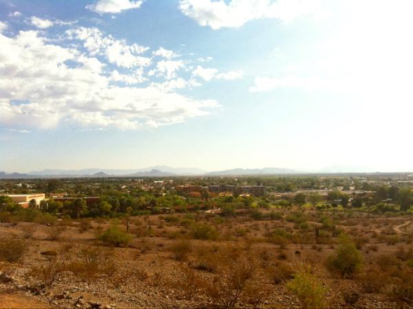 SoteloTempe's tweet photo. What a great weekend - starting off the week right with a hike around Sotelo. Love these trails so close to home. http://t.co/u1ntCOHl