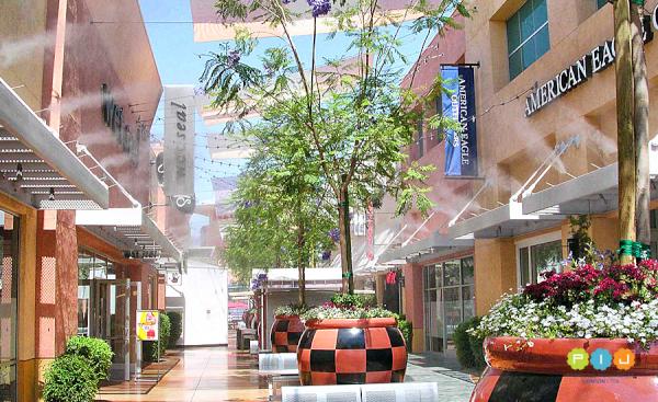 PIJ_Ltda's tweet photo. Ejemplo de Climatización Out Door en un Mall: http://t.co/X6c20D1p