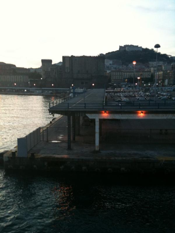 janey_cole's tweet photo. Time to leave Naples. http://t.co/3tJnDiju