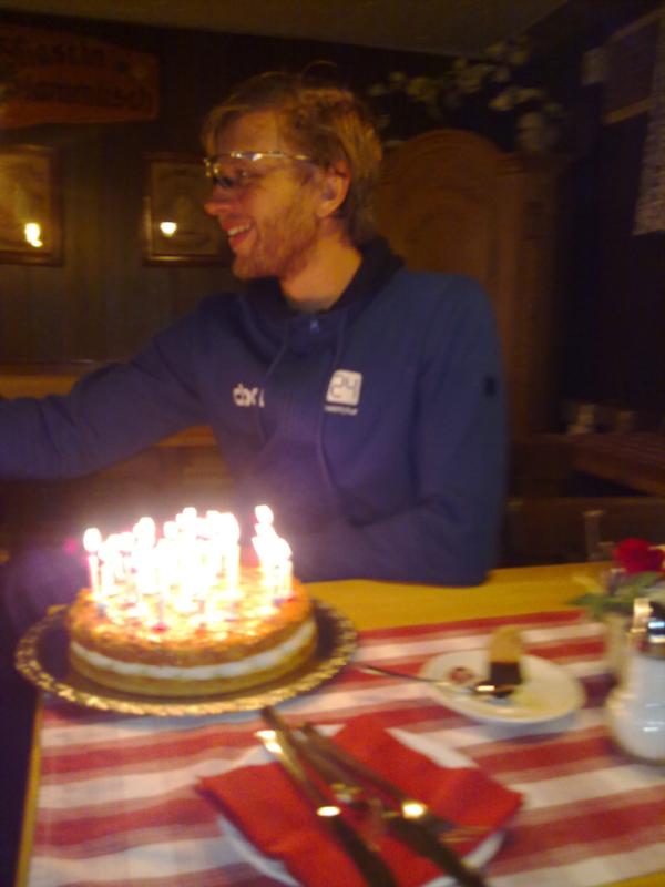 Team_CBA's tweet photo. It's time to celebrate....!! :) Happy Birthday, Lars @Larselgersma =D Hurray :) http://t.co/kwt7NFSP