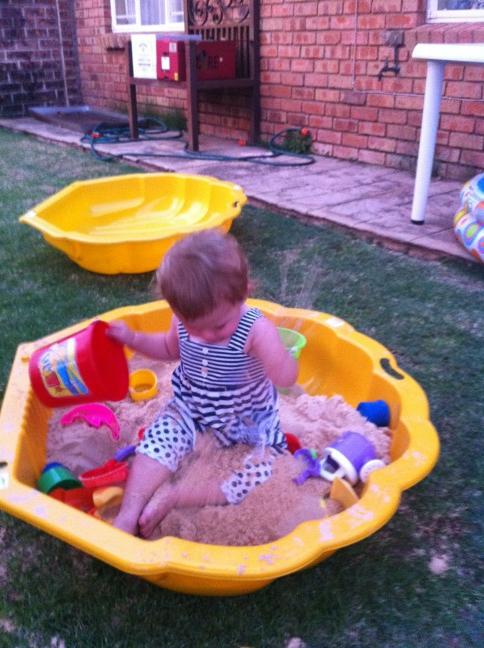 malanpj's tweet photo. Lekker sand http://t.co/fQaKmgeH