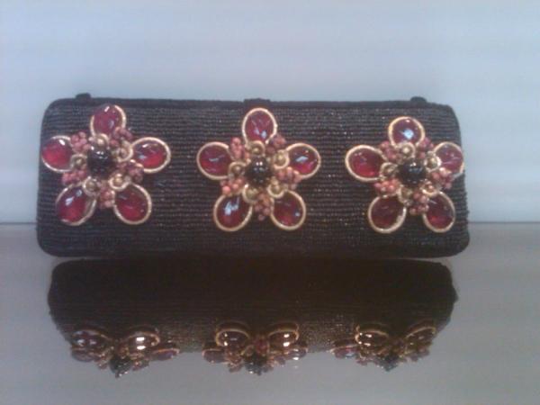 AffinityFormals's tweet image. Gorgeous clutch! We love. &amp;lt;3 On SALE at Affinity. affinity-tuxshop.com 281-292-7141