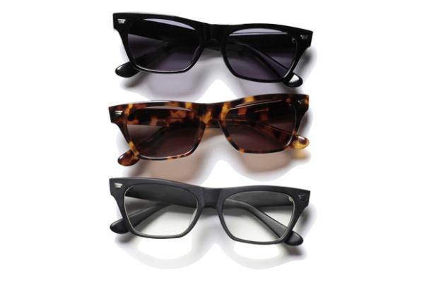 parswag's tweet photo. Swagger Yankees Sunglasses :) http://t.co/EgrWKLRN
