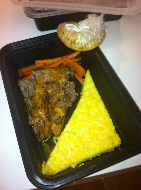 36coop's tweet photo. Hello there @citygrit boxed lunch! Braised brisket & grits! http://t.co/ARtYvVas