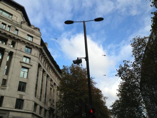 NealRazzell's tweet image. At least 3 police helicopters over Aldwych. #operationoverkill?